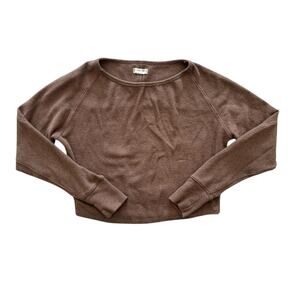 WE THE FREE FREE PEOPLE CROPPED BROWN LONG-SLEEVE TOP SIZE SMALL